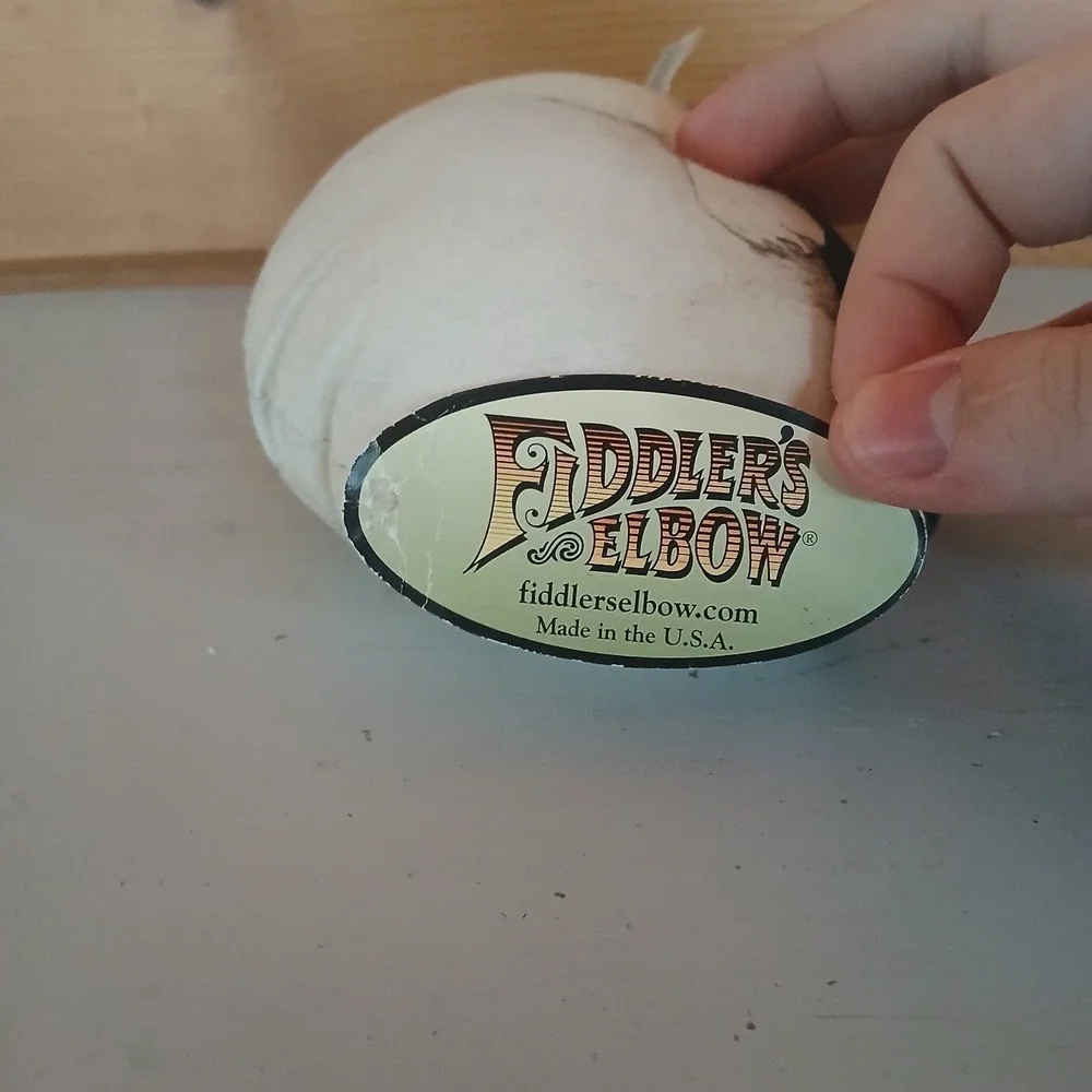 2005 Leslie Anderson Poodle Pupper-weight #8148 Fiddlers Elbow E2